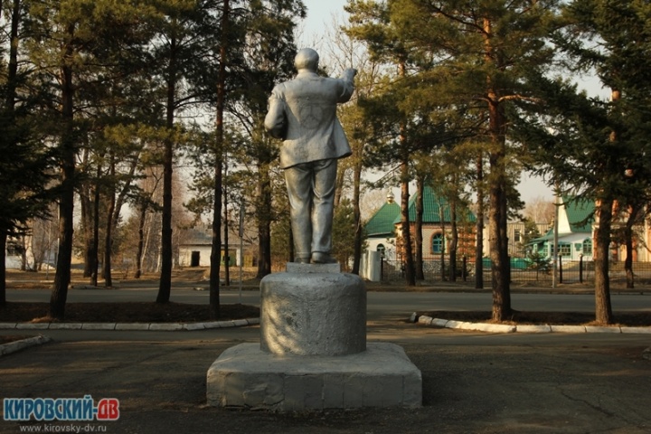 Знак на спине