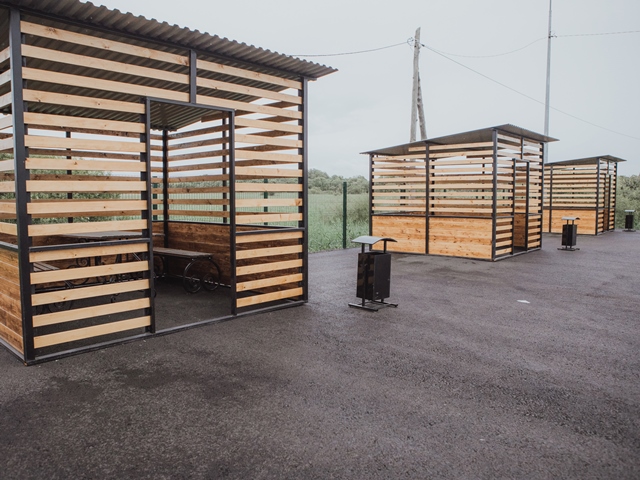 Антон Волошко оценил новый объект инфраструктуры для автотуристов в Кировском районе