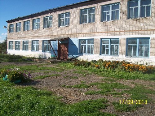 Школа в с. Родниковый